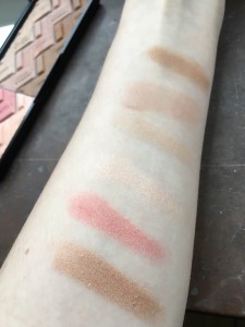 By Terry Sun Cruise Palette Light & Tan Vibes Swatches