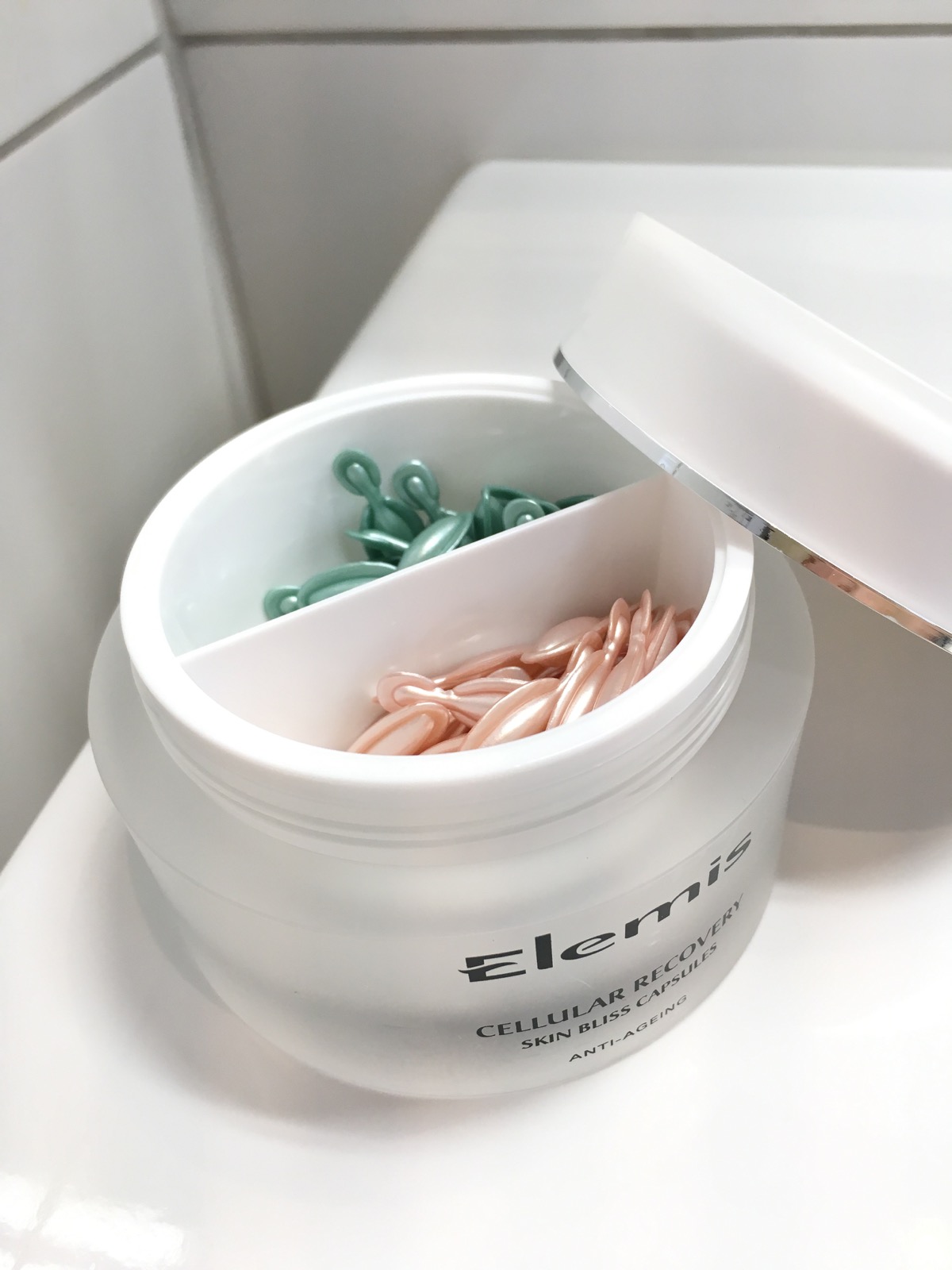 Elemis Cellular Recovery Skin Bliss Capsules|skonhetssnack.se